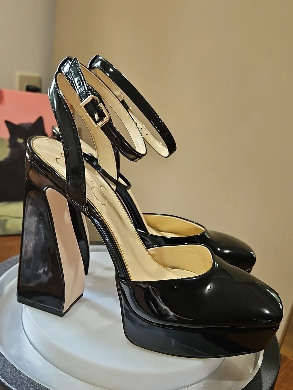 Jessica Simpson Glossy Black Patent Platform Mary Jane Heels